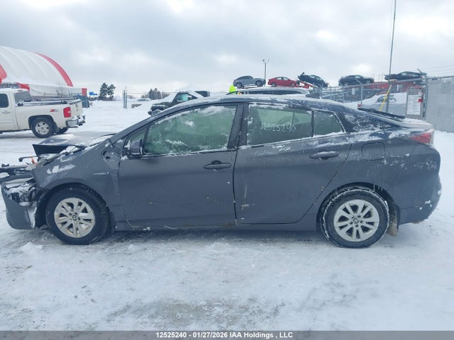 JTDKBRFU1H3040258 Toyota Prius