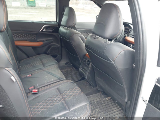 JA4J4VA81PZ614386 Mitsubishi Outlander Gt/gt Premium