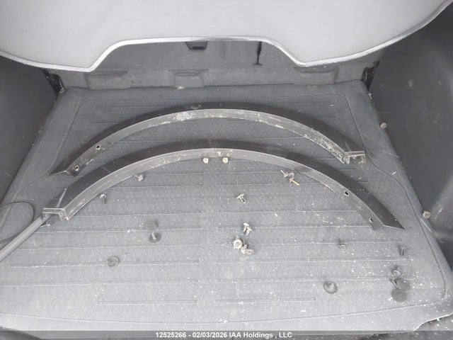 1FMCU9G9XHUD23028 Ford ESCAPE SE