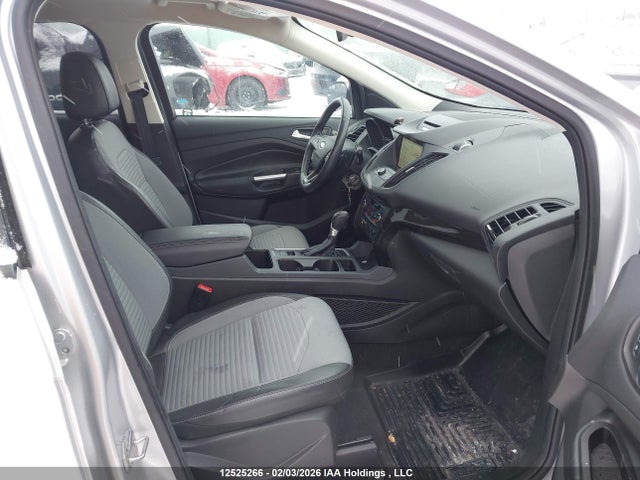 1FMCU9G9XHUD23028 Ford ESCAPE SE