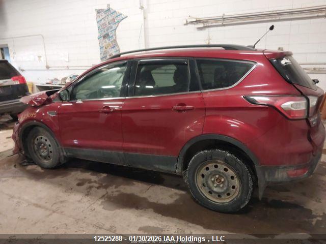 12525288 :رقم المزاد ، 1FMCU9GD0JUC15981 vin ، 2018 Ford Escape Se مزاد بيع