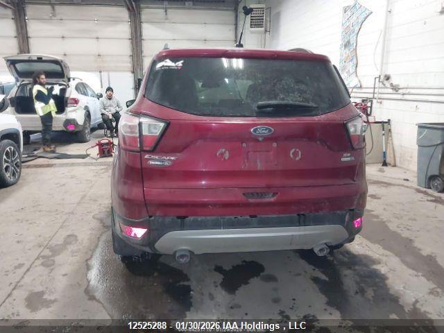 12525288 :رقم المزاد ، 1FMCU9GD0JUC15981 vin ، 2018 Ford Escape Se مزاد بيع