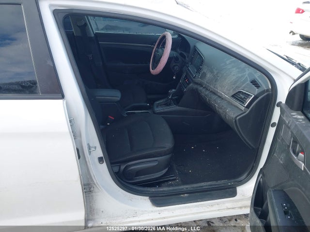 KMHD84LF3HU116083 Hyundai Elantra
