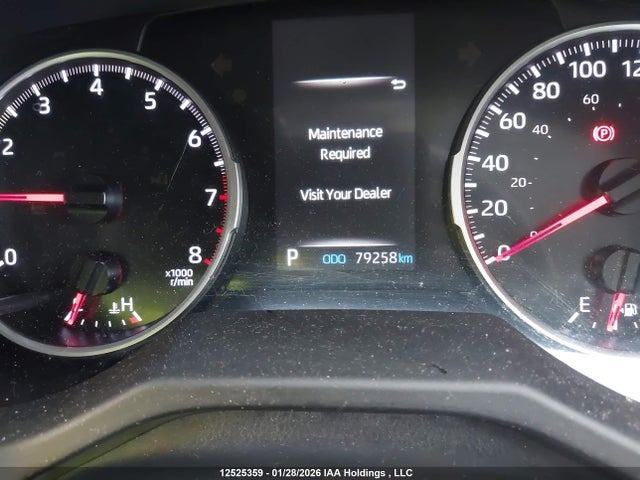 2T3B1RFV3NW258013 Toyota RAV4 LE