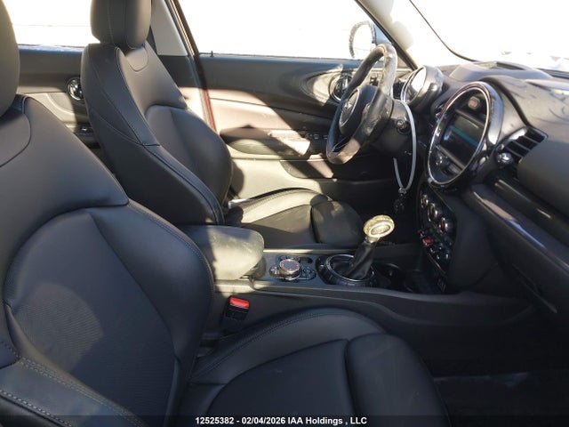 WMWLU1C35H2F28761 Mini Clubman Cooper