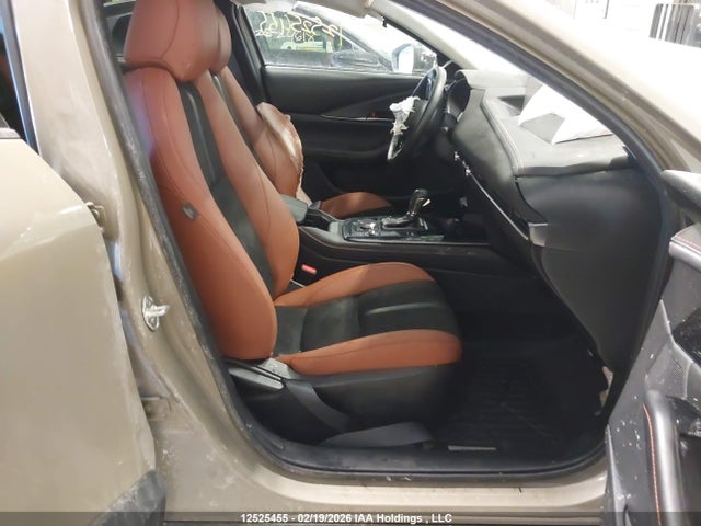 3MVDMBAY2RM690865 Mazda Cx-30 Suna
