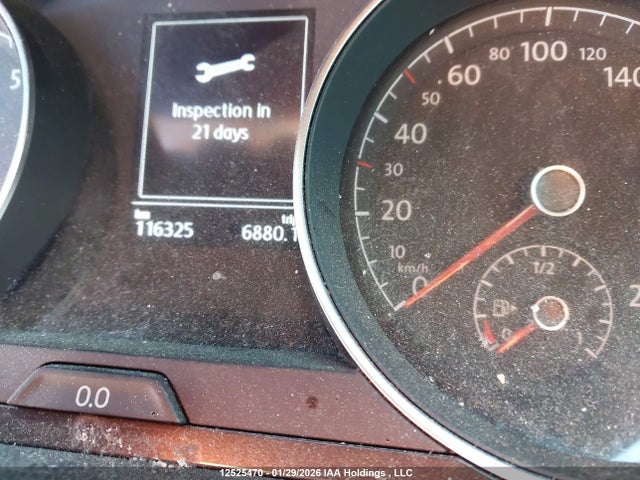 3VWG17AU3JM282507 Volkswagen Golf