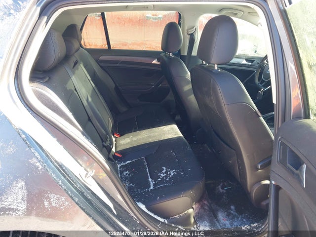 3VWG17AU3JM282507 Volkswagen Golf