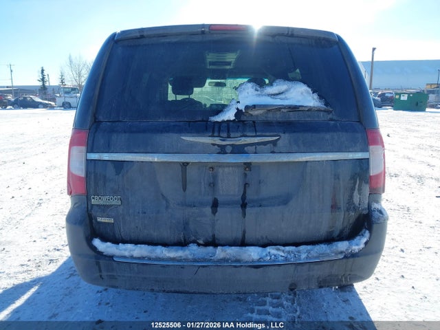 2014 Chrysler Town & Country Touring L მანქანა იყიდება აუქციონზე, vin: 2C4RC1CG1ER349775, აუქციონის ნომერი: 12525506