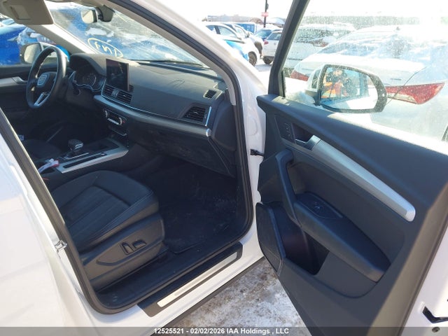 WA1ABAFY6P2130374 Audi Q5 Premium 40