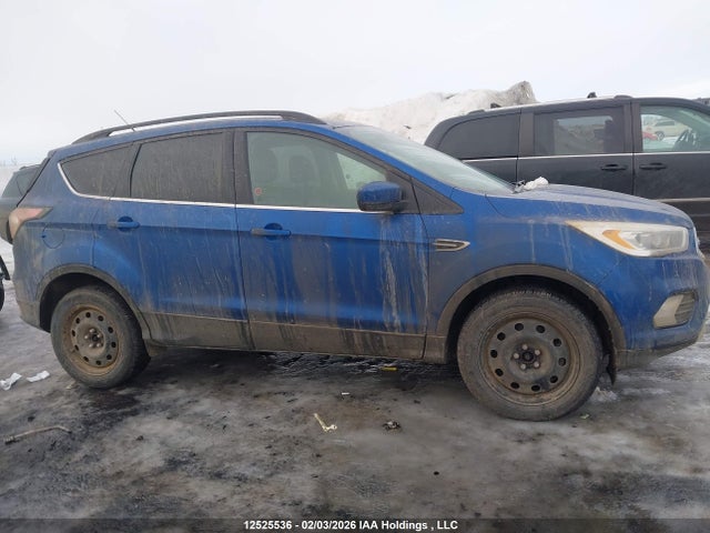 1FMCU9GD2HUA84806 Ford ESCAPE SE