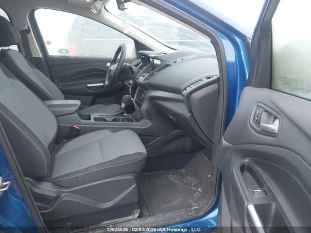 1FMCU9GD2HUA84806 Ford ESCAPE SE