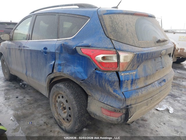 1FMCU9GD2HUA84806 Ford ESCAPE SE