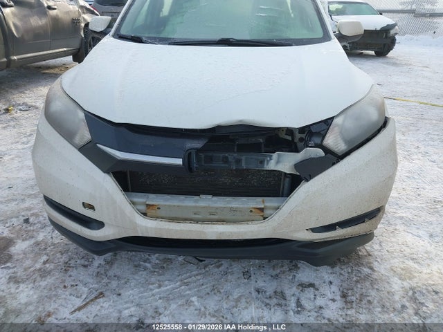 3CZRU6H34HM103678 Honda HR-V LX