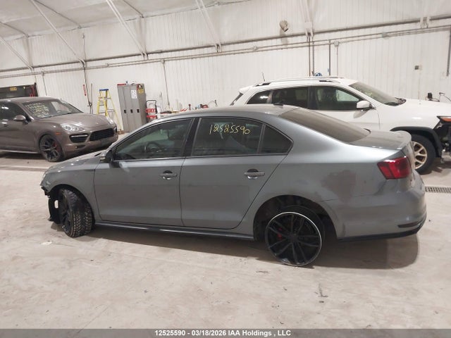 12525590 :رقم المزاد ، 3VW5S7AJ9GM418075 vin ، 2016 Volkswagen Jetta Gli/se/sel مزاد بيع