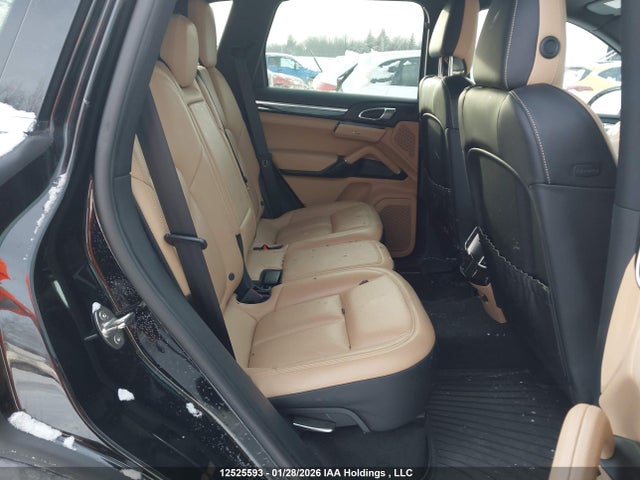 Porsche CAYENNE S 2016 WP1AB2A29GLA95434 Image 8