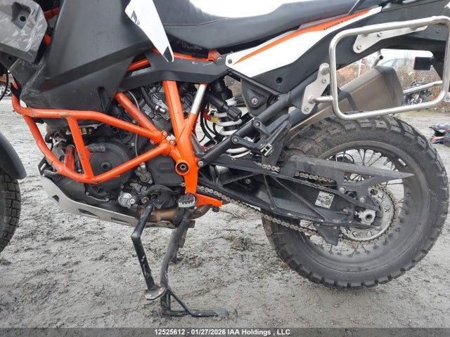 KTM 1290 Super Adventure R 2017 VBKV59400HM957754 Image 9