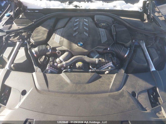 BMW 750i Xdrive 2020 WBA7R8C09LCD68596 Image 10
