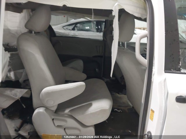 Продаж на аукціоні авто 2013 Toyota Sienna, vin: 5TDZK3DC0DS352747, номер лоту: 12525661