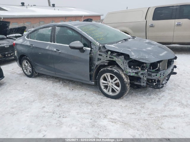 2018 1G1BE5SM9J7124065 main image