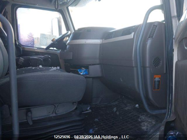 Aukcja sprzedaży 2015 Volvo Vn L, vin: 4V4NC9EJ3FN188239, numer aukcji: 12525696
