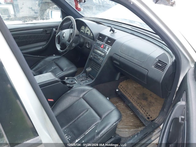 1998 Mercedes-benz C 280 მანქანა იყიდება აუქციონზე, vin: WDBHA29G9WF681078, აუქციონის ნომერი: 12525724