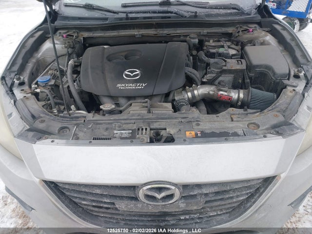 JM1BM1K7XE1153841 Mazda Mazda3 Gx-sky