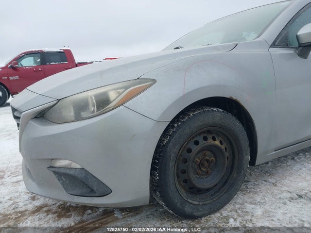 JM1BM1K7XE1153841 Mazda Mazda3 Gx-sky