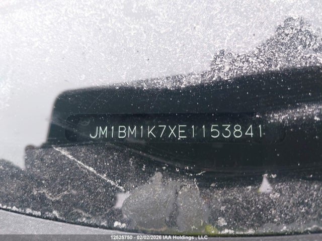 JM1BM1K7XE1153841 Mazda Mazda3 Gx-sky