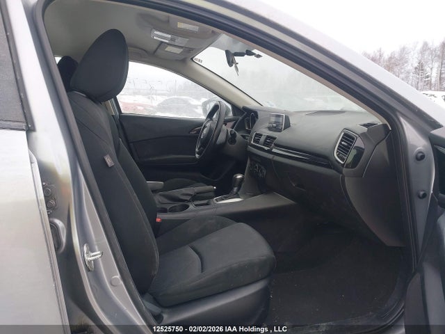 JM1BM1K7XE1153841 Mazda Mazda3 Gx-sky