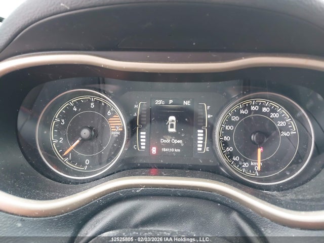1C4PJLABXJD595186 Jeep Cherokee