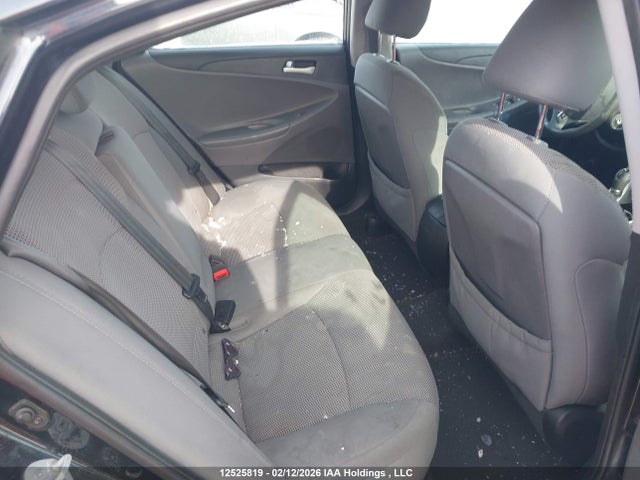 12525819 :رقم المزاد ، 5NPEB4AC7DH757034 vin ، 2013 Hyundai Sonata Gl/gls مزاد بيع