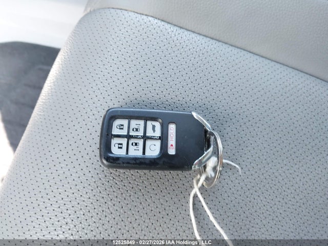 5FNRL6H82KB512956 Honda Odyssey Touring