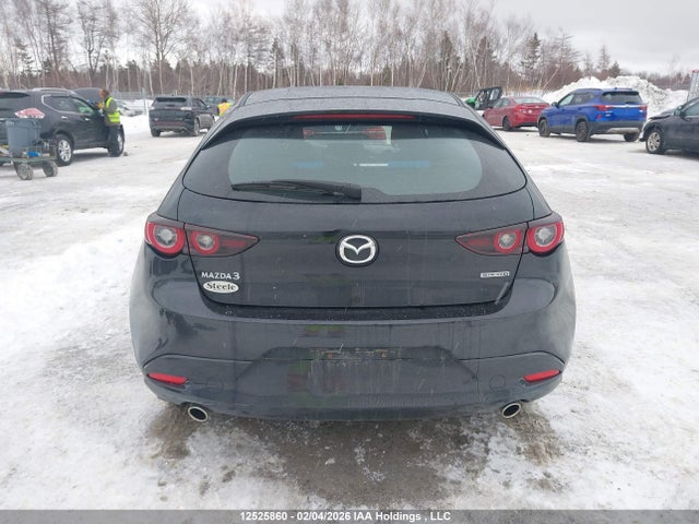 JM1BPAK77N1512201 Mazda Mazda3 Gx