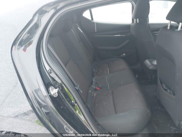 JM1BPAK77N1512201 Mazda Mazda3 Gx