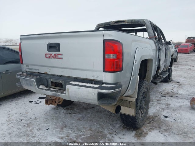 1GT42XC82GF136353 GMC Sierra 3500hd Slt