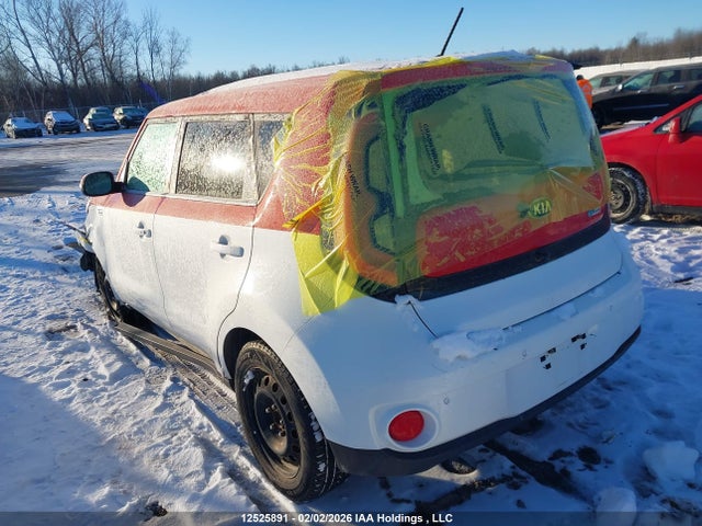 KNDJX3AE9J7034474 KIA Soul Ev Luxury