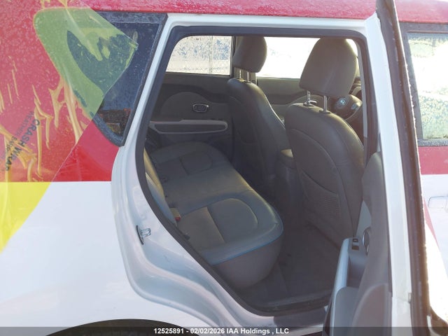 KNDJX3AE9J7034474 KIA Soul Ev Luxury