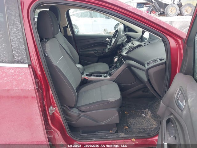 1FMCU0GX2EUD54795 Ford ESCAPE SE