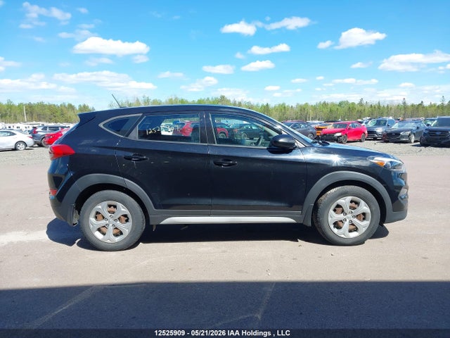 12525909 :رقم المزاد ، KM8J23A44HU449442 vin ، 2017 Hyundai Tucson Se مزاد بيع