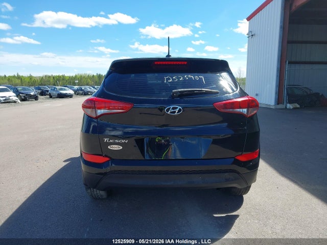 12525909 :رقم المزاد ، KM8J23A44HU449442 vin ، 2017 Hyundai Tucson Se مزاد بيع