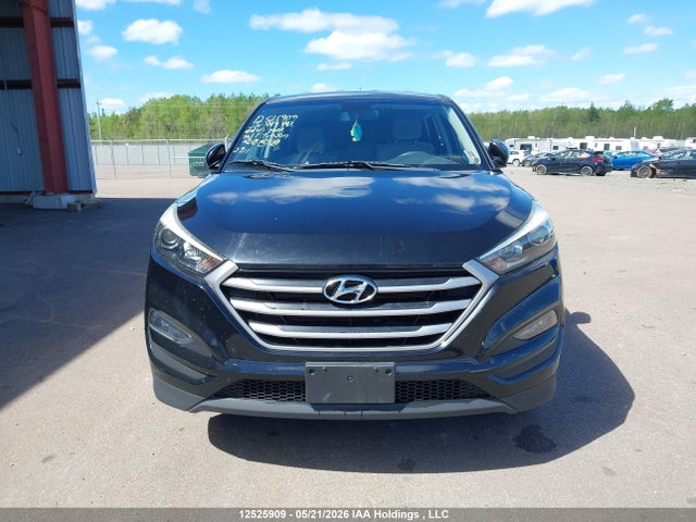 12525909 :رقم المزاد ، KM8J23A44HU449442 vin ، 2017 Hyundai Tucson Se مزاد بيع