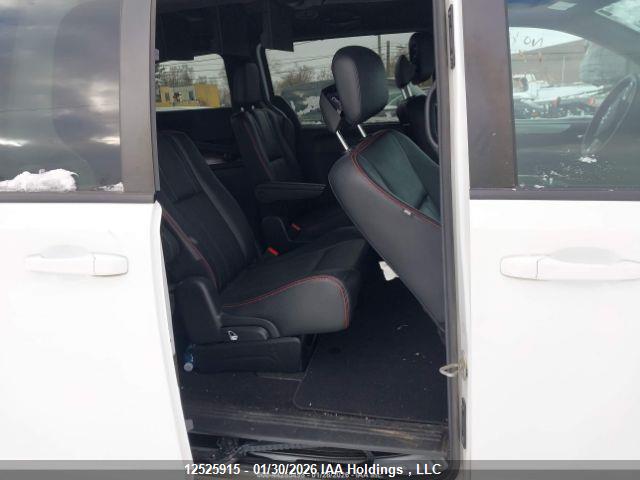 2C4RDGEG8KR791137 Dodge Grand Caravan Gt