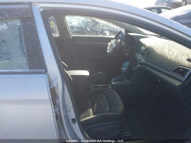 KMHD84LF2JU709827 Hyundai ELANTRA GL