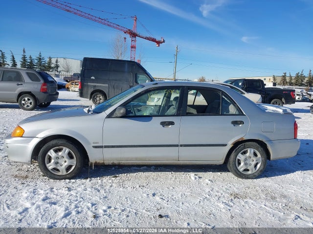 Продажа на аукционе авто 2000 Mazda Protege Dx/lx, vin: JM1BJ2223Y0305455, номер лота: 12525954