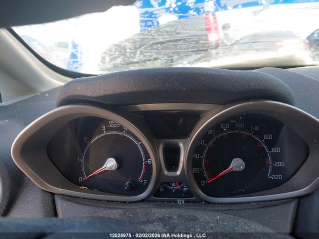 2011 Ford Fiesta Ses მანქანა იყიდება აუქციონზე, vin: 3FADP4FJ1BM215557, აუქციონის ნომერი: 12525975