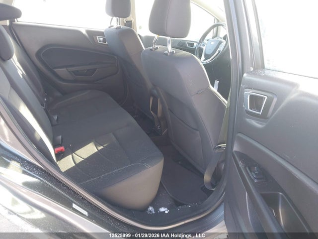 3FADP4EJXGM121587 Ford FIESTA SE