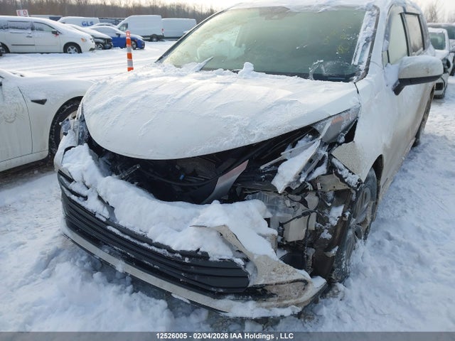 Продажа на аукционе авто 2021 Toyota Sienna, vin: 5TDGRKEC8MS007011, номер лота: 12526005