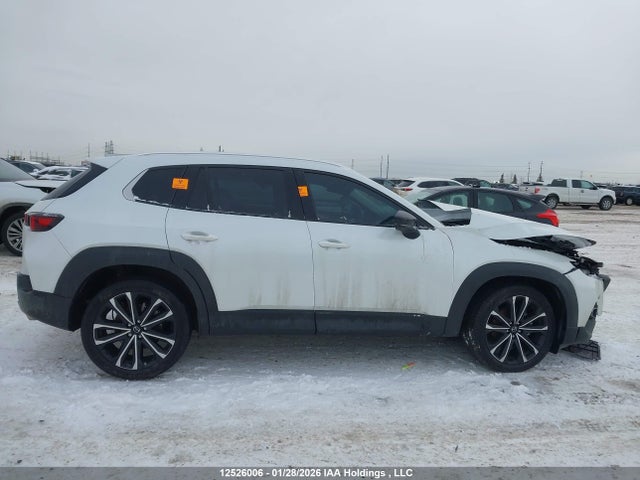 Продаж на аукціоні авто 2024 Mazda Cx-50 Premium, vin: 7MMVABDY6RN227241, номер лоту: 12526006