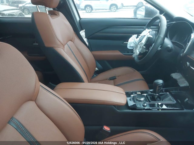 Продаж на аукціоні авто 2024 Mazda Cx-50 Premium, vin: 7MMVABDY6RN227241, номер лоту: 12526006